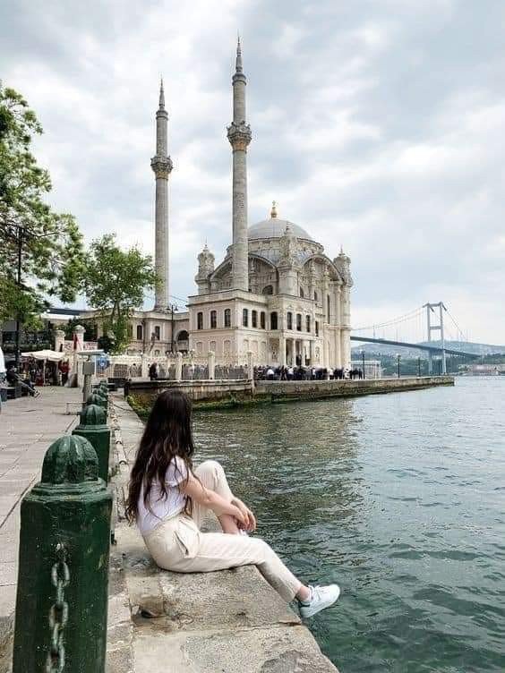 اسطنبول تركيا الأقرب...