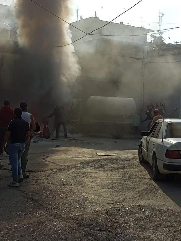 #عاجل | إصابات بانفجار صهريج غاز في منطقة القبة بـ ‎#طرابلس شمالي ‎#لبنان #يحدث_الان #صور