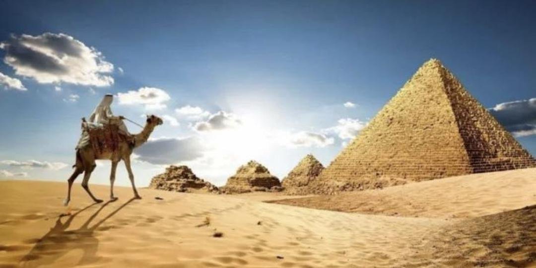 اهرامات مصر القديمه